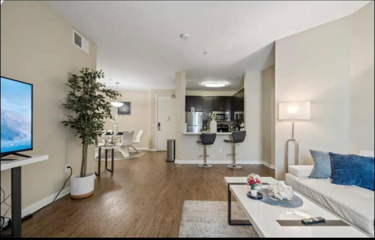 The Reve Marina 2 Bedrooms With Swimming Pool Free Parking Hotel *